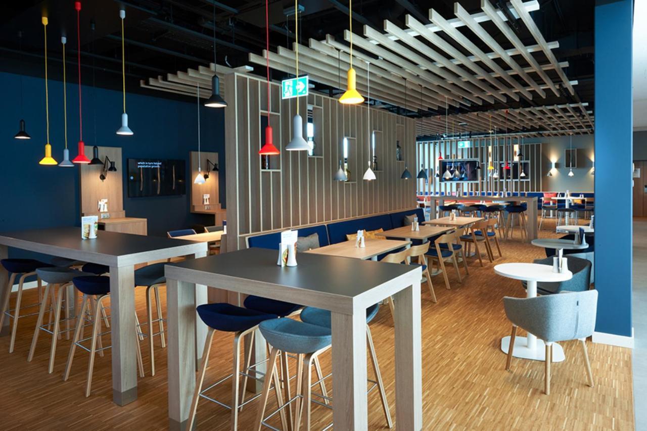 Holiday Inn Express & Suites - Basel - Allschwil By Ihg Exterior photo