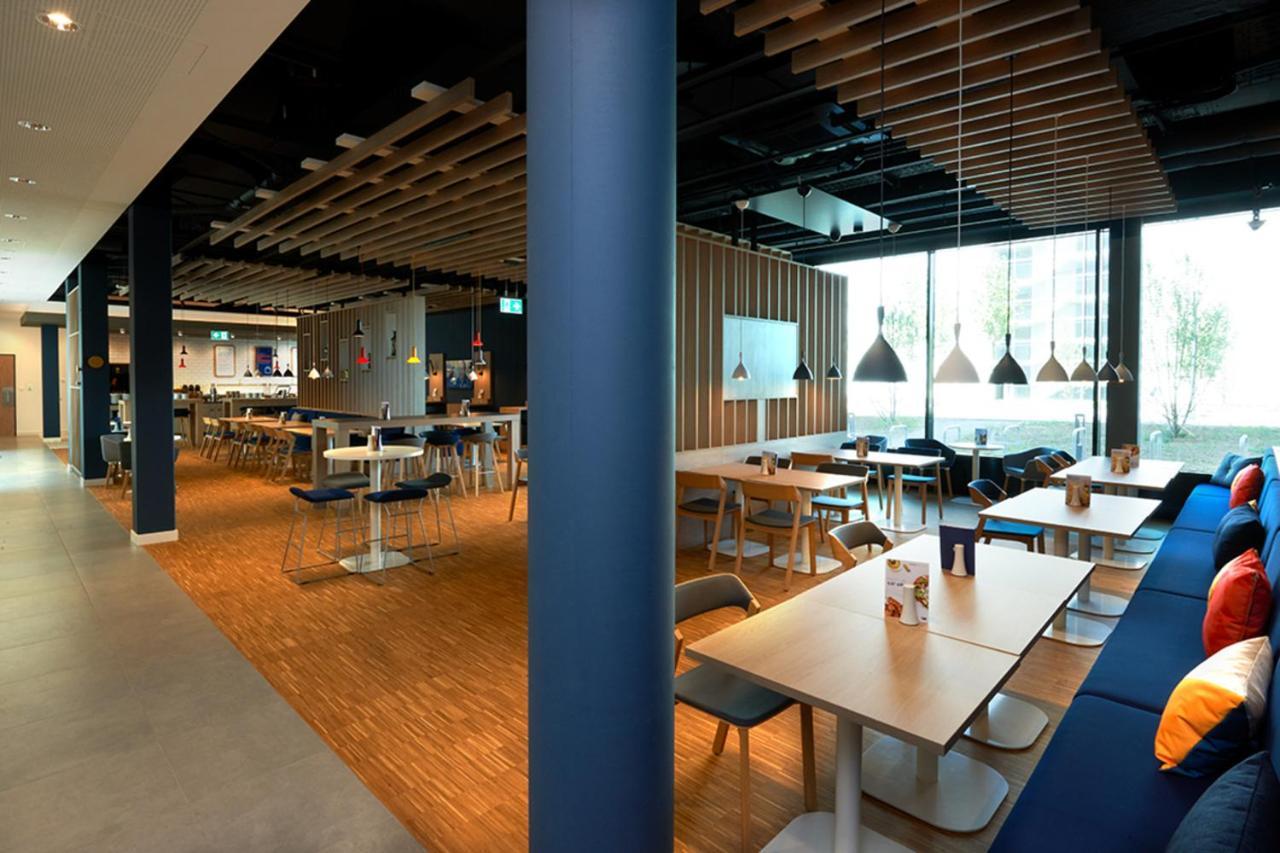 Holiday Inn Express & Suites - Basel - Allschwil By Ihg Exterior photo