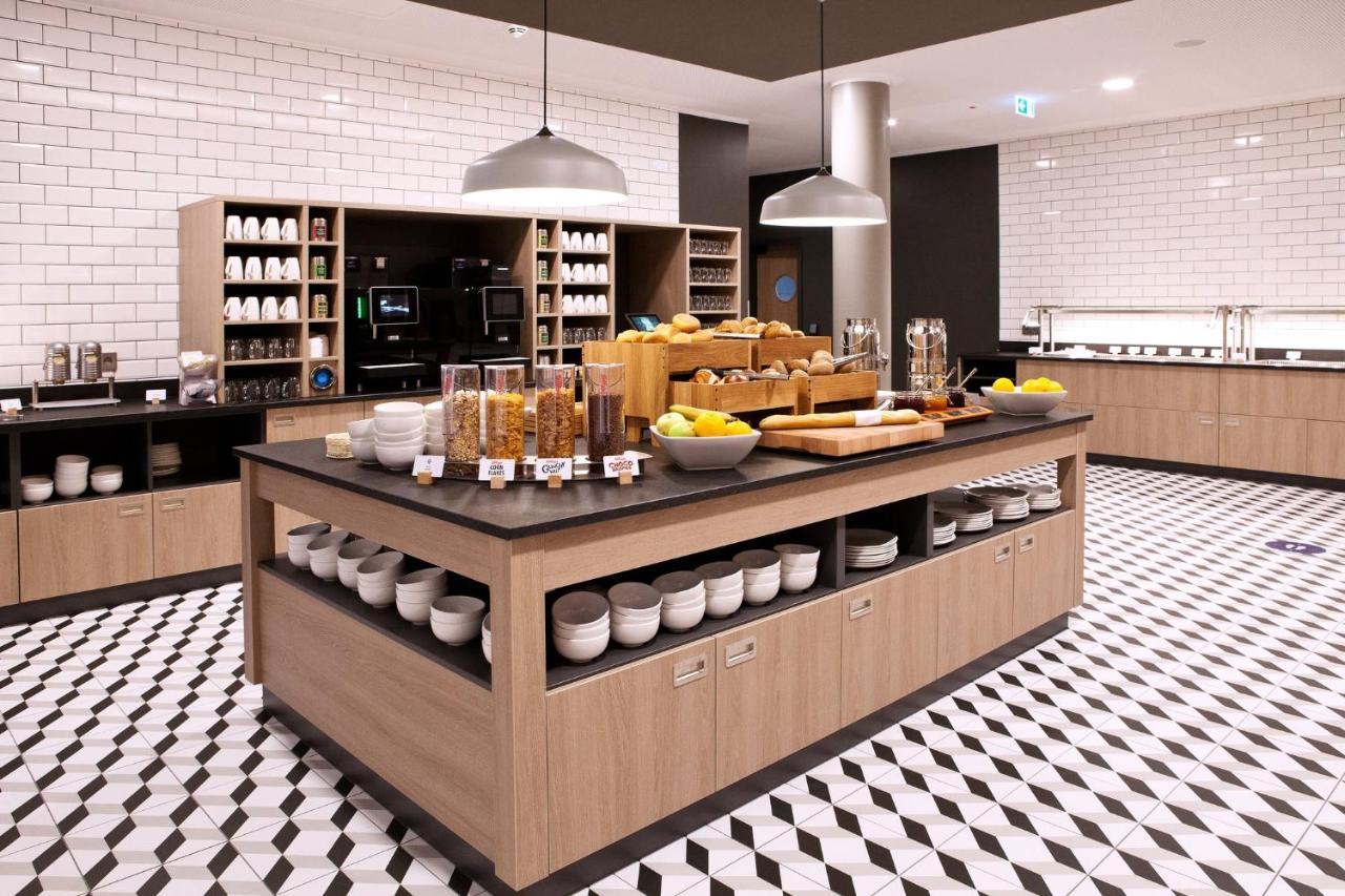 Holiday Inn Express & Suites - Basel - Allschwil By Ihg Exterior photo